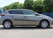 Toyota Auris 4
