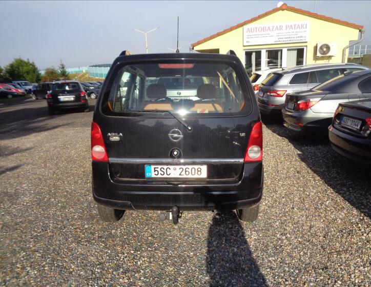 Opel Agila 5