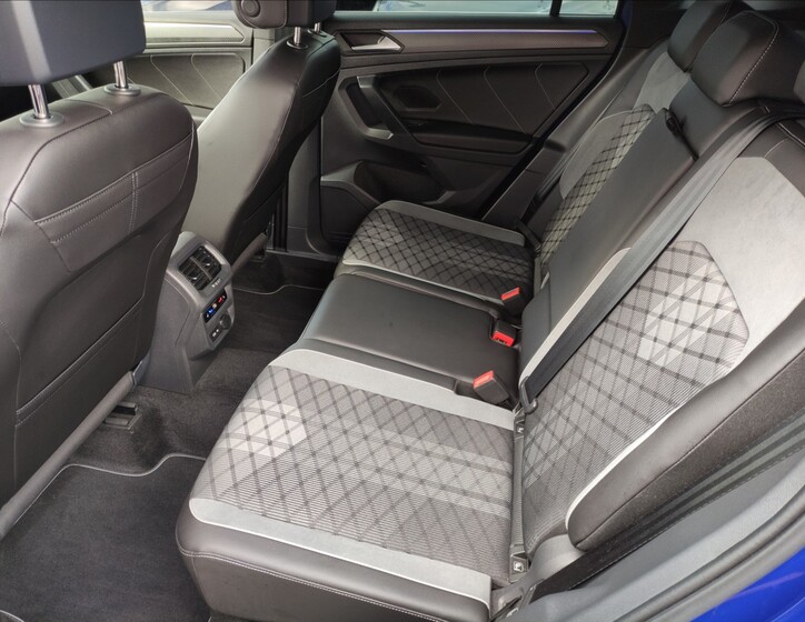 Volkswagen Tiguan 8