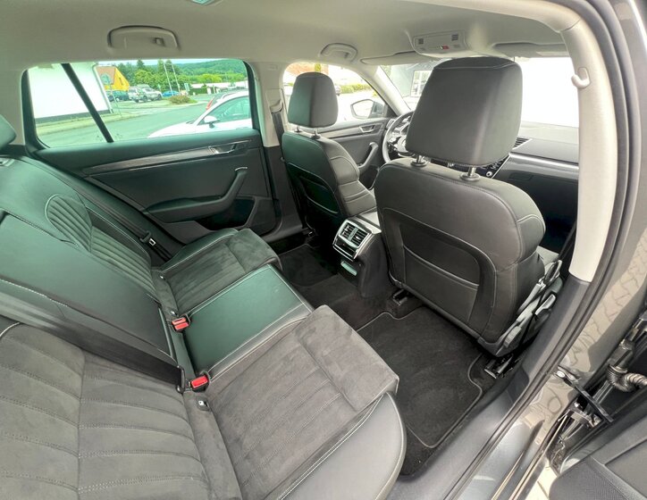 Škoda Superb 18