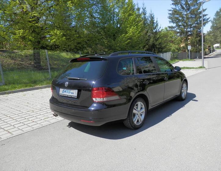 Volkswagen Golf 9
