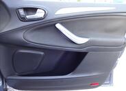 Ford S-MAX 33