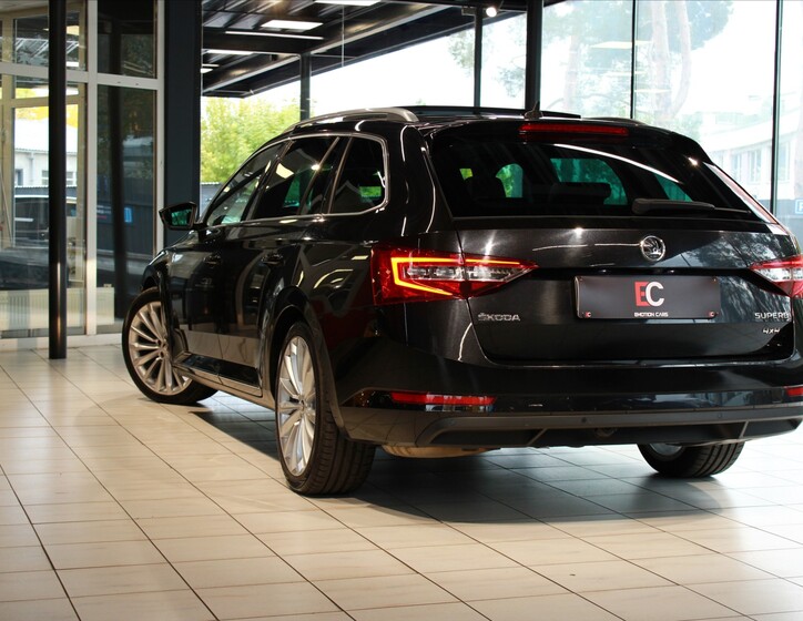 Škoda Superb 36
