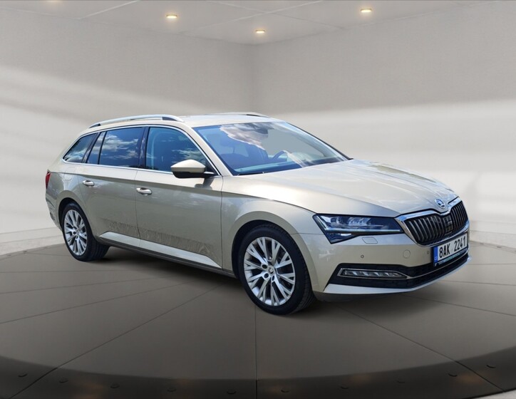 Škoda Superb 1