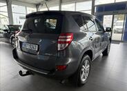 Toyota RAV4 6