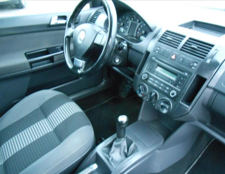 Volkswagen Polo 19