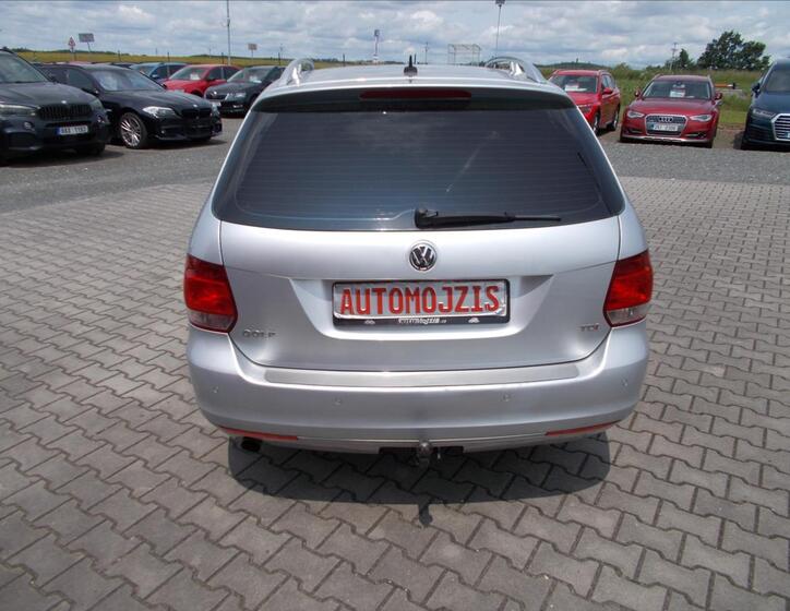 Volkswagen Golf 8