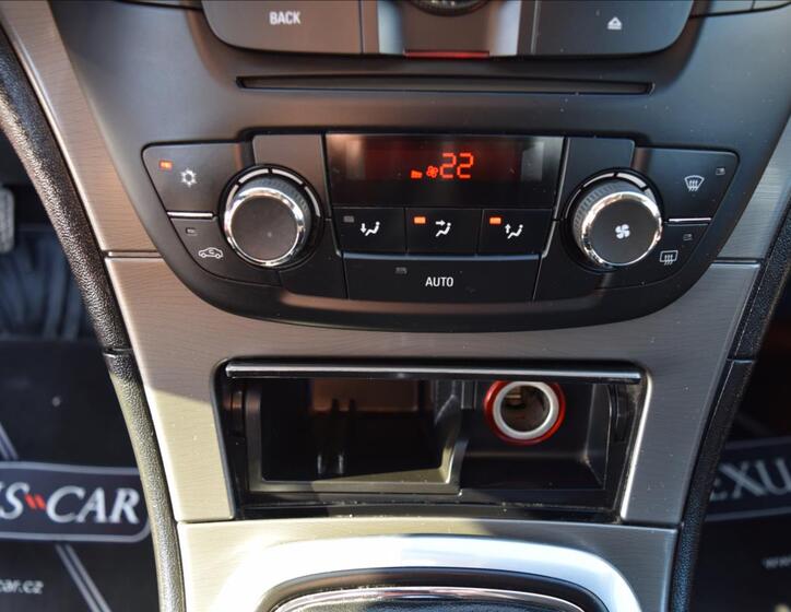 Opel Insignia 41