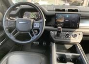 Land Rover Defender 25