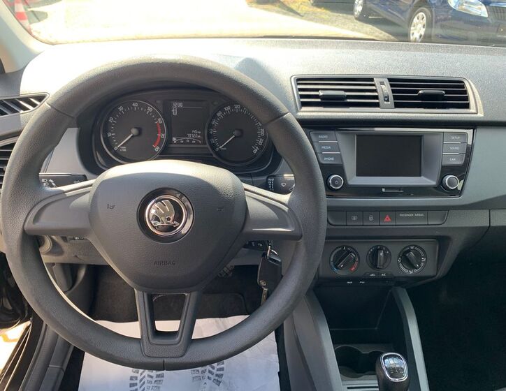 Škoda Fabia 12