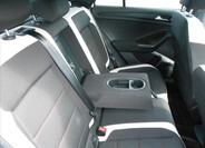 Volkswagen T-Roc 19