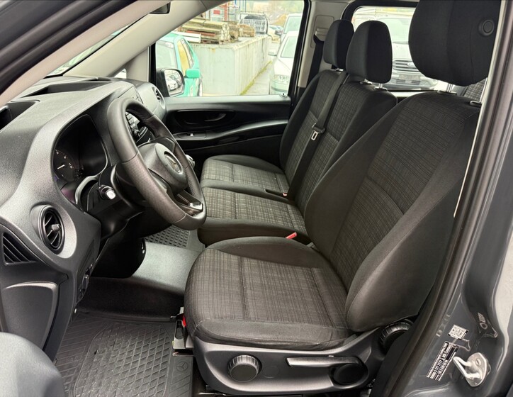 Mercedes-Benz Vito 11