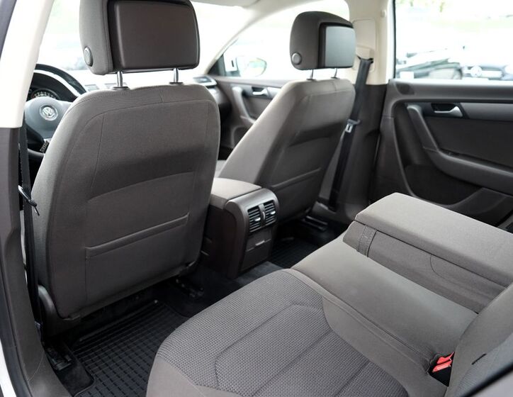 Volkswagen Passat 31