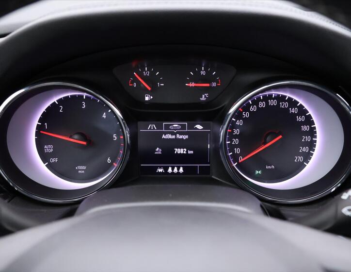 Opel Insignia 21