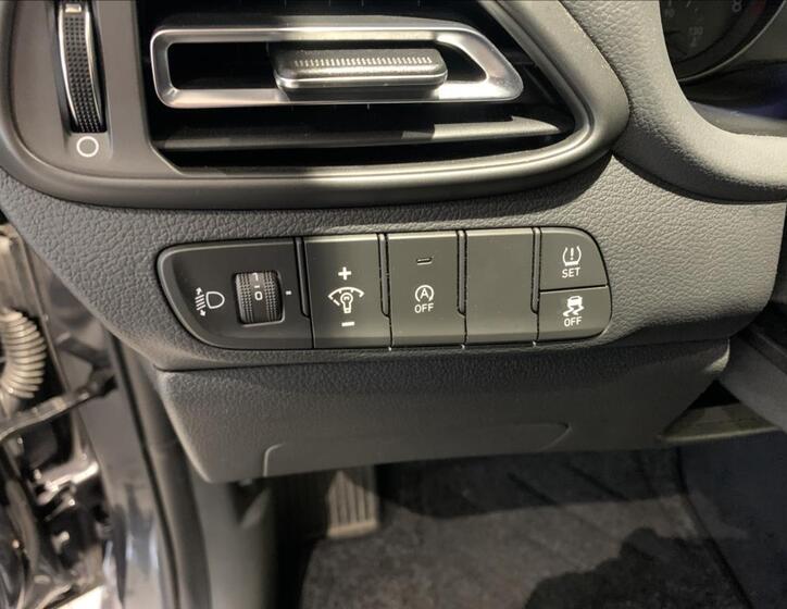 Hyundai i30 26