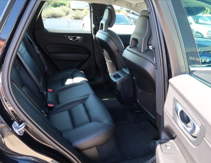 Volvo XC60 12