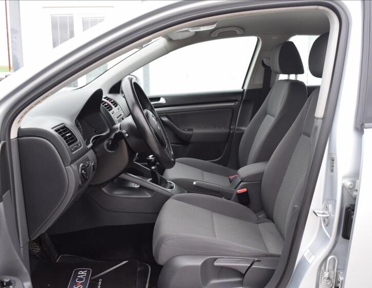 Volkswagen Golf 15