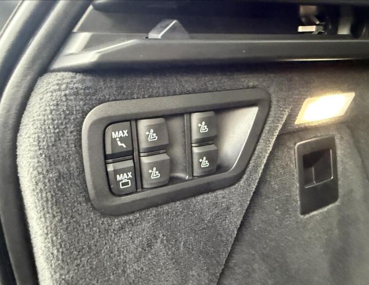 BMW X7 42