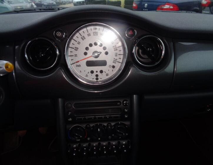 Mini Cooper 16