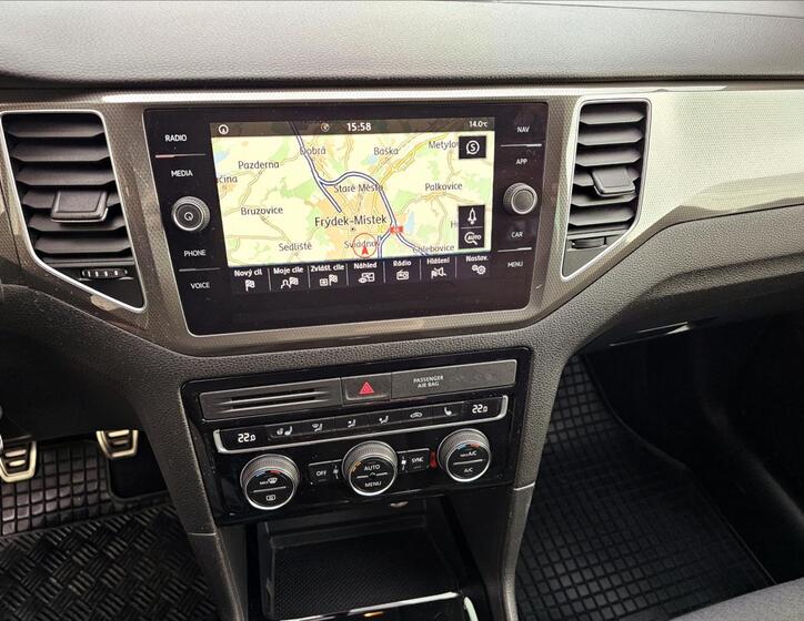Volkswagen Golf Sportsvan 16