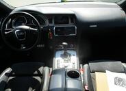 Audi Q7 15