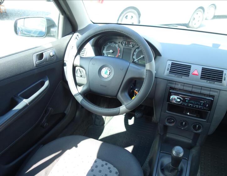 Škoda Fabia 17