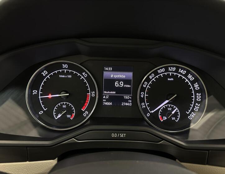 Škoda Superb 13