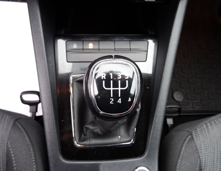 Škoda Octavia 11