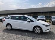 Opel Astra 8