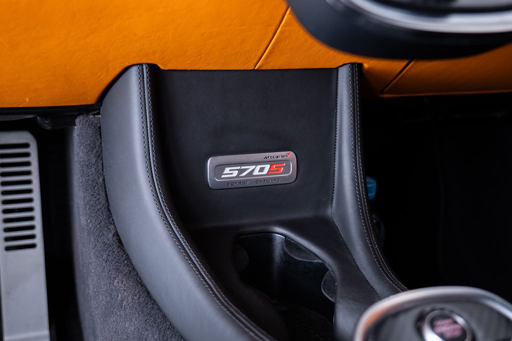McLaren 570S