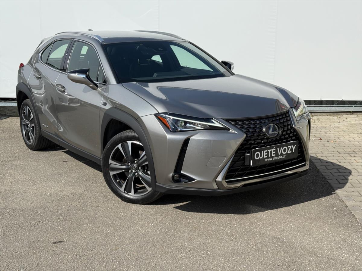 Lexus UX 250h