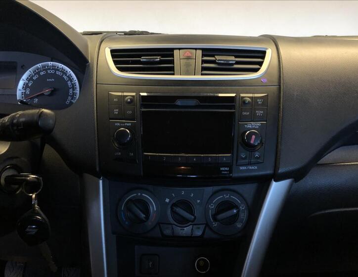 Suzuki Swift 16