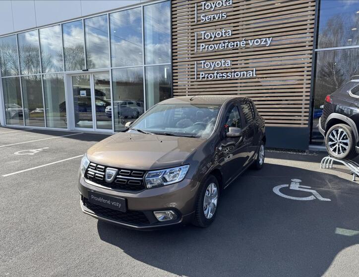Dacia Sandero 1