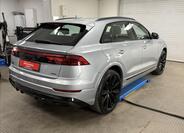 Audi Q8 6