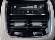 Volvo XC90 25