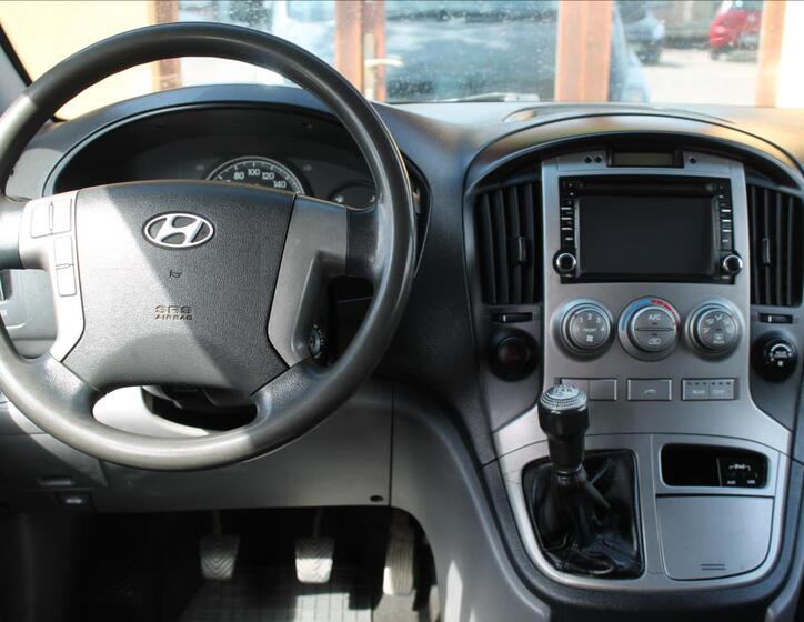 Hyundai H 1 10