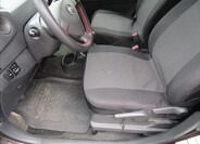 Daihatsu Materia 11