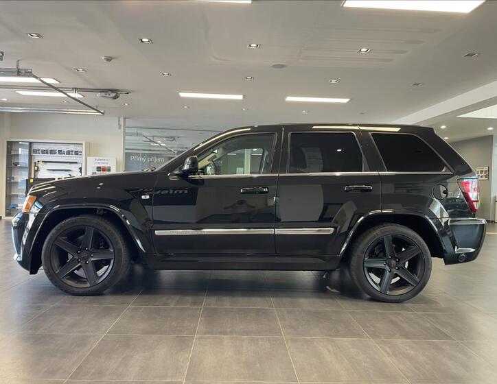 Jeep Grand Cherokee 2
