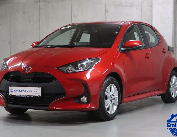 Toyota Yaris 1