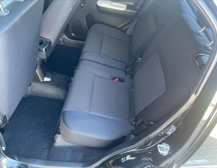 Suzuki Ignis 13