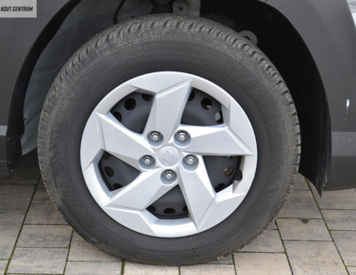 Hyundai Kona 11