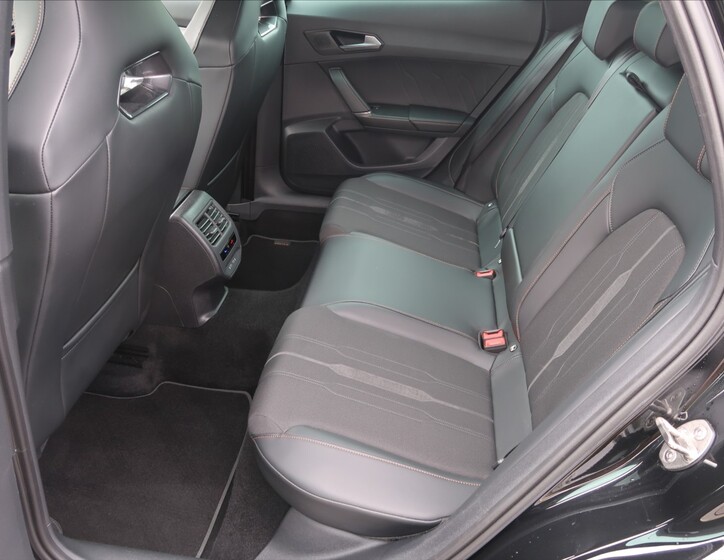 Cupra Formentor 18