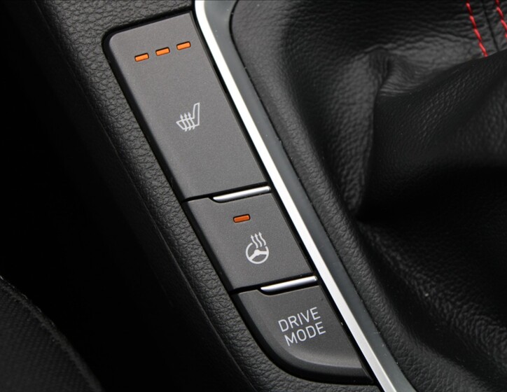 Hyundai i30 19