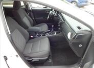 Toyota Auris 29