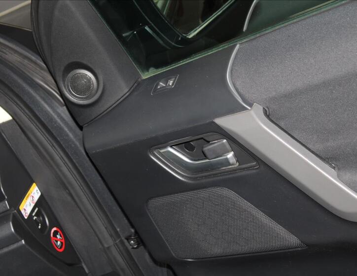 Land Rover Freelander 22