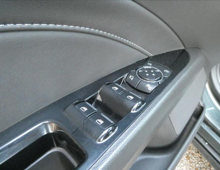 Ford Mondeo 30