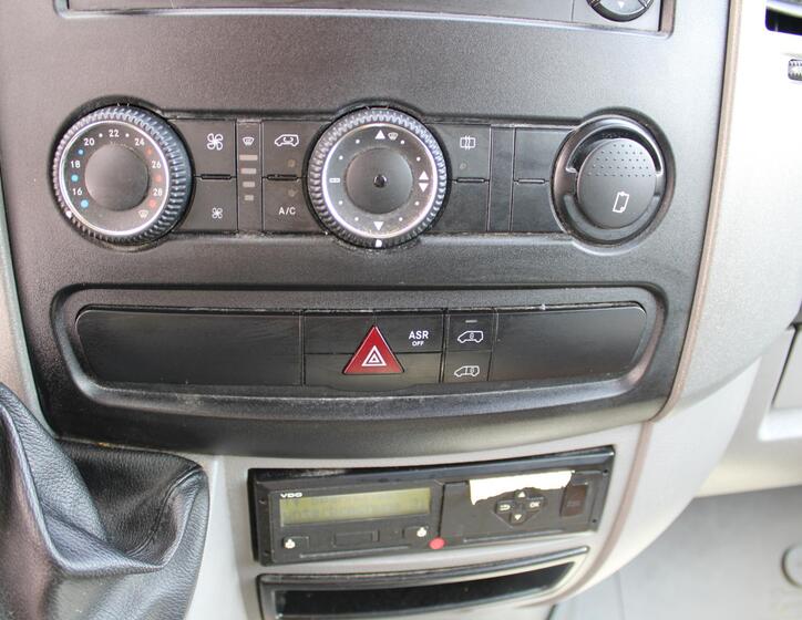 Mercedes-Benz Sprinter 14