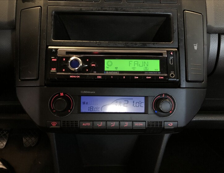 Volkswagen Polo 24