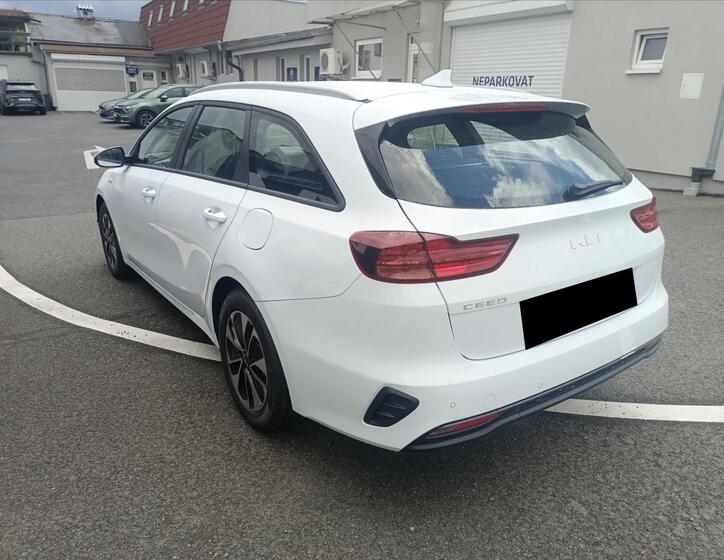 KIA Ceed 5