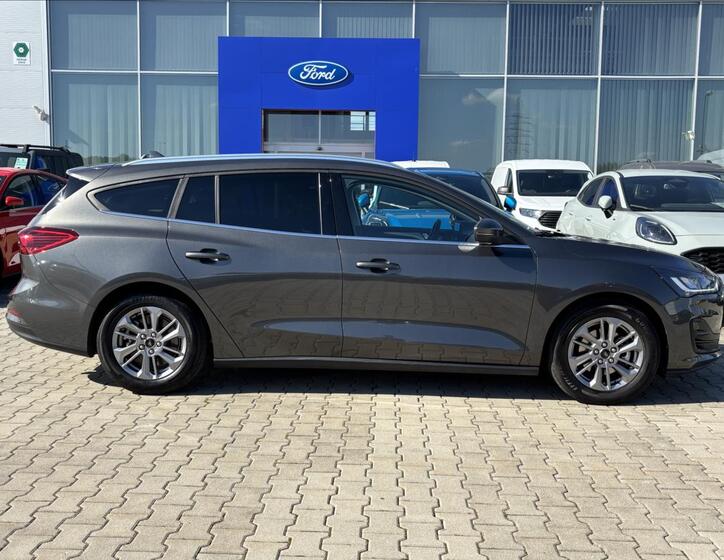 Ford Focus 6